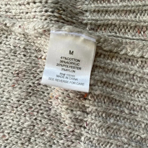 Romeo & Juliet Couture Knit Open Cardigan With Pockets Women’s Medium - Picture 8 of 8